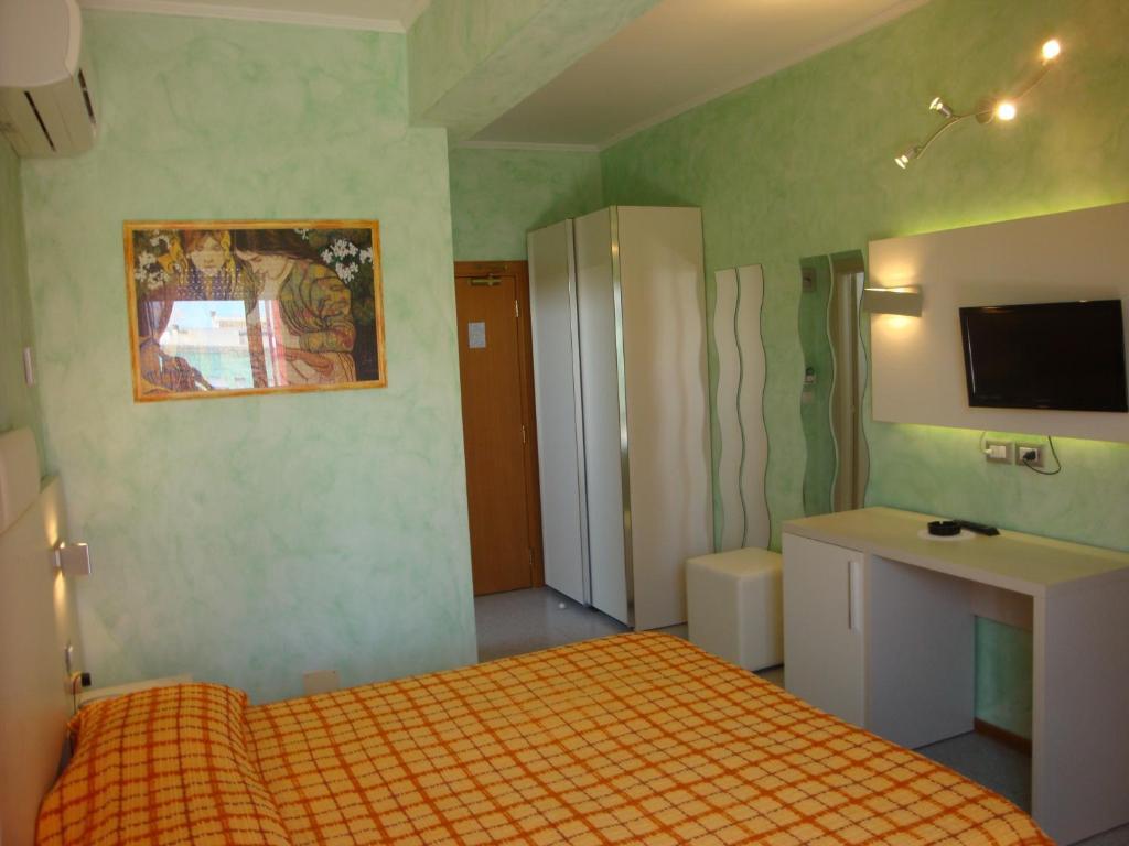 Hotel Prestigio Cesenatico Habitación foto